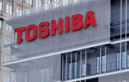 Toshiba 74 yıl sonra Tokyo Borsası’ndan çıkarıldı